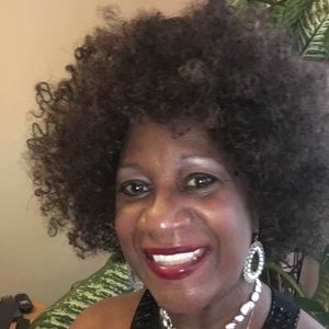 Meet your Posher, Deborah